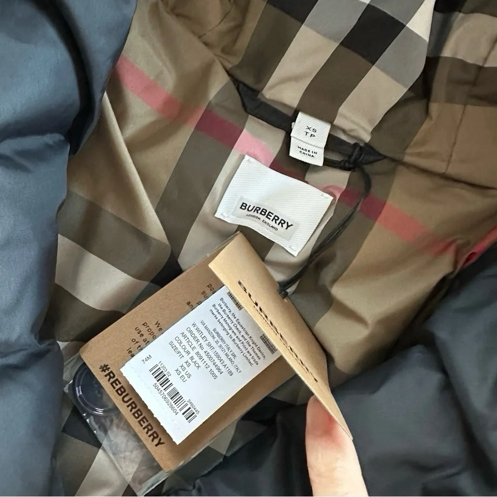 NEW Burberry Women’s Witley Down Jacket Black - Picture 6 of 9